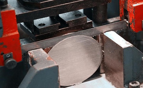 泉州影响双金属带锯条使用寿命的主要因素有哪些？